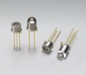 1PCS Hamamatsu Silicon PIN Photodiode S5821 S5821-01 S5821-02 S5821-03