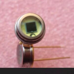 1PCS/lot New original BPW21R BPW21 photodiode wavelength 565nm silicon photocell perspective